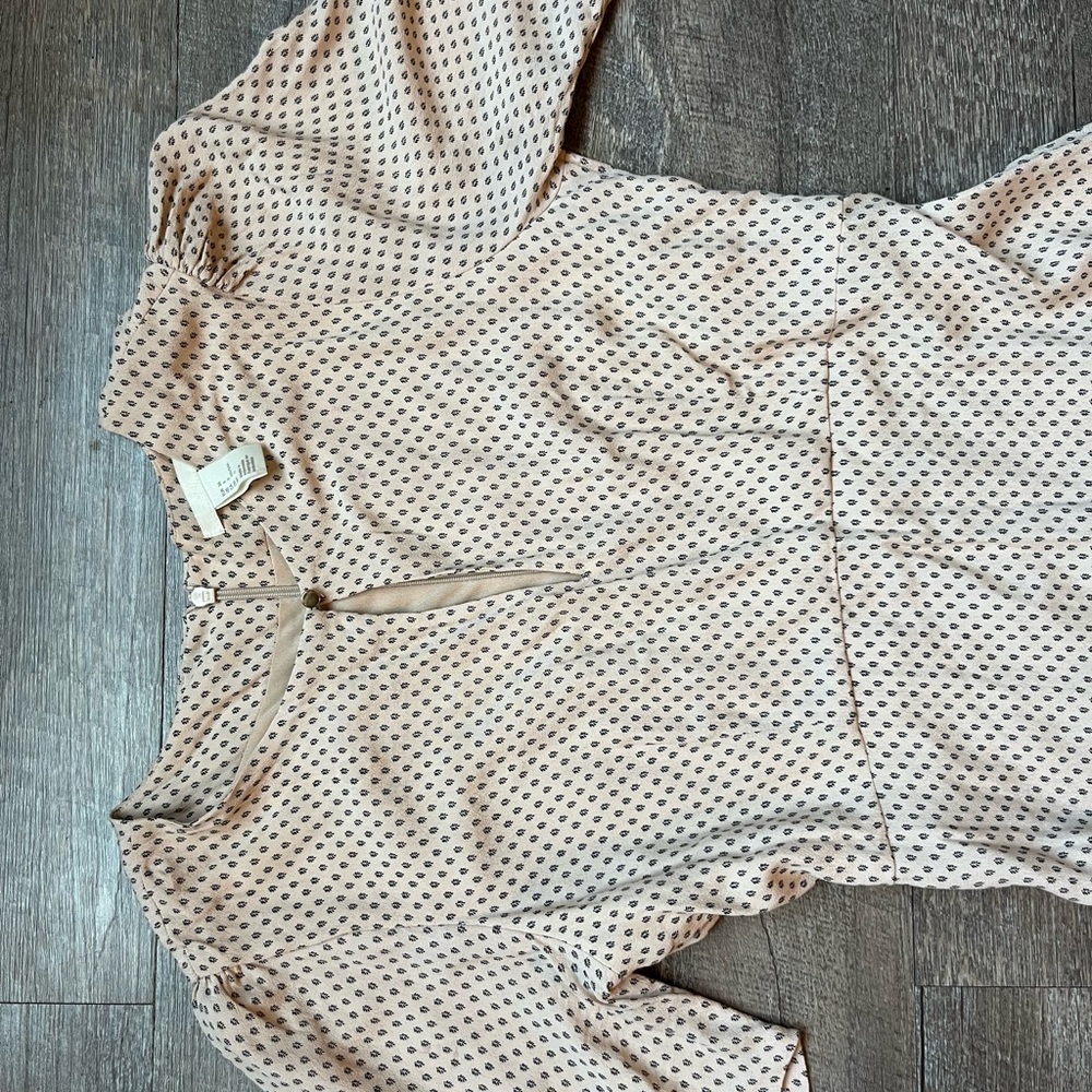 H&M Cream and Black Puff Sleeve A-Line Mini Dress
